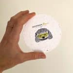 Le sous-bock rond ensemencé de graines de fleurs des champs